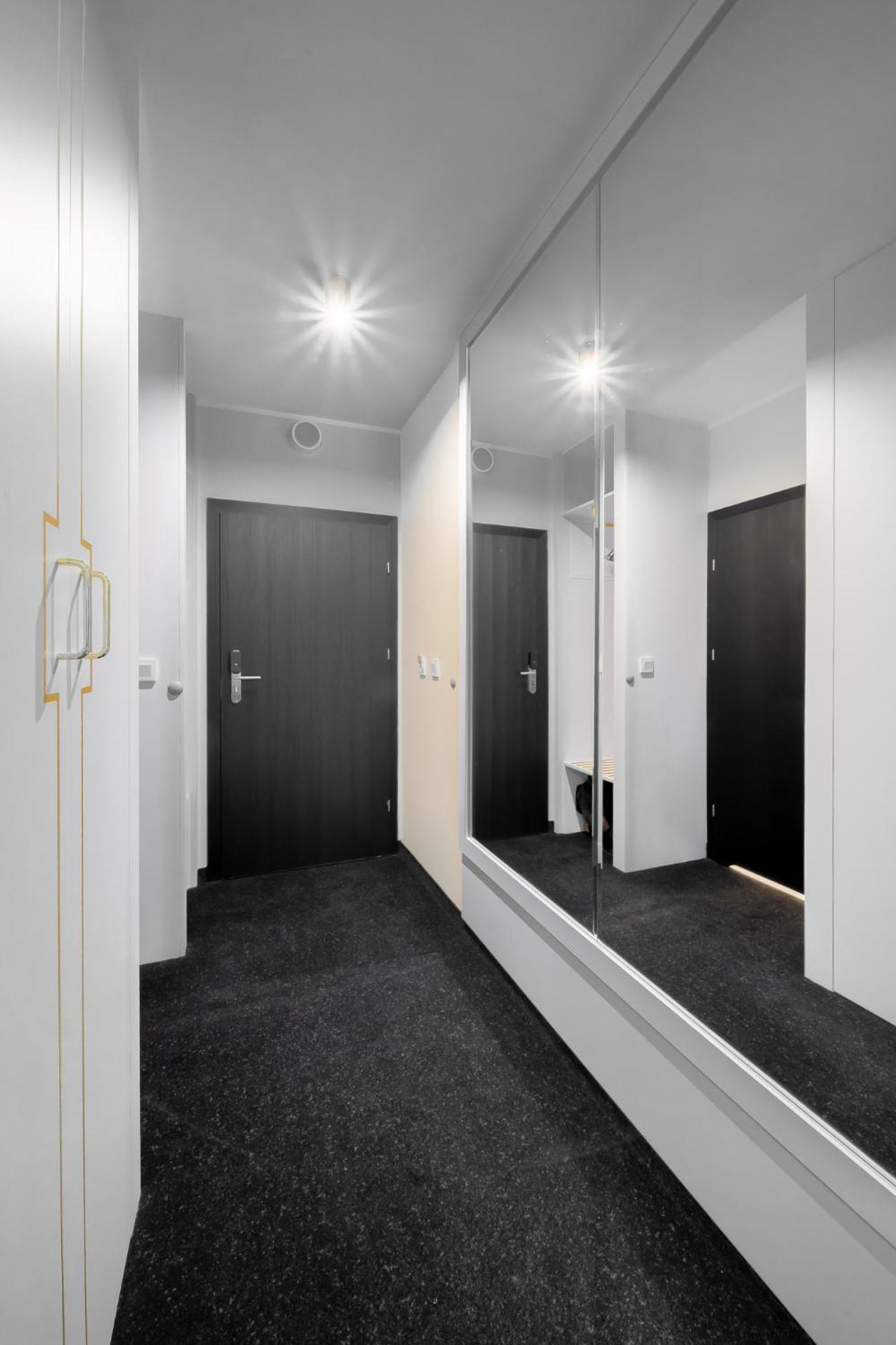 Lulu - Rosa - Hotelowe Z Klimatyzacja I Konsola Ps4 - Solny Apartament Kołobrzeg